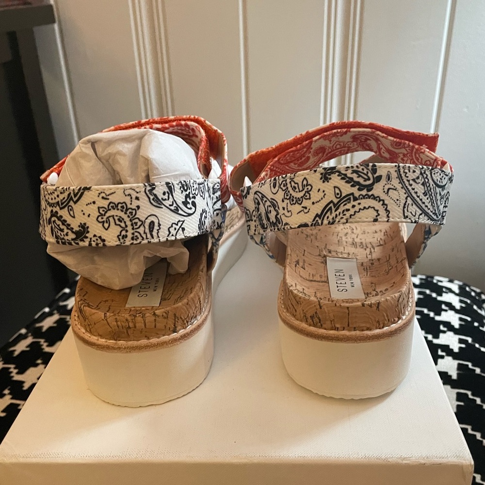 Steven New York brand new in box Belmar bandana print awesome sandals - Picture 3 of 9